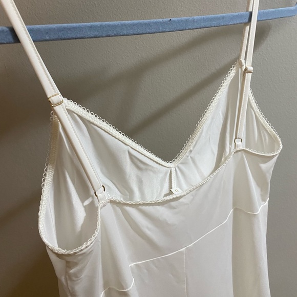 ZIMMERMANN LUMINOUS EMBROIDERED GOWN - Picture 5 of 16